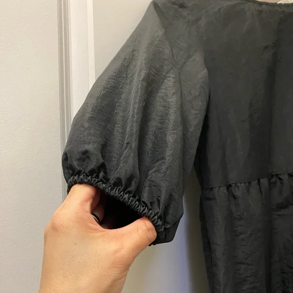 H&M Black Tiered Puff-Sleeve Dress for Girls - Picture 7 of 8